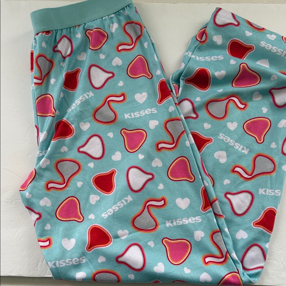 Hershey’s KissesTurquoise Heart & Kisses Print Pajama Pants -Sleep Bottoms